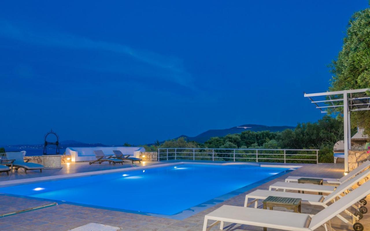 Aparthotel Armyra 2*